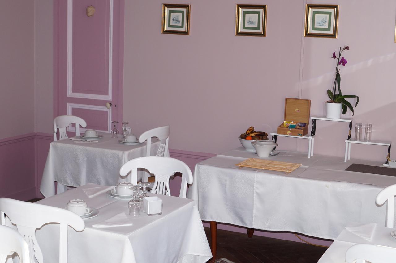 Hotel Au Chateau Blanc Saint-Aubin-lès-Elbeuf Eksteriør bilde