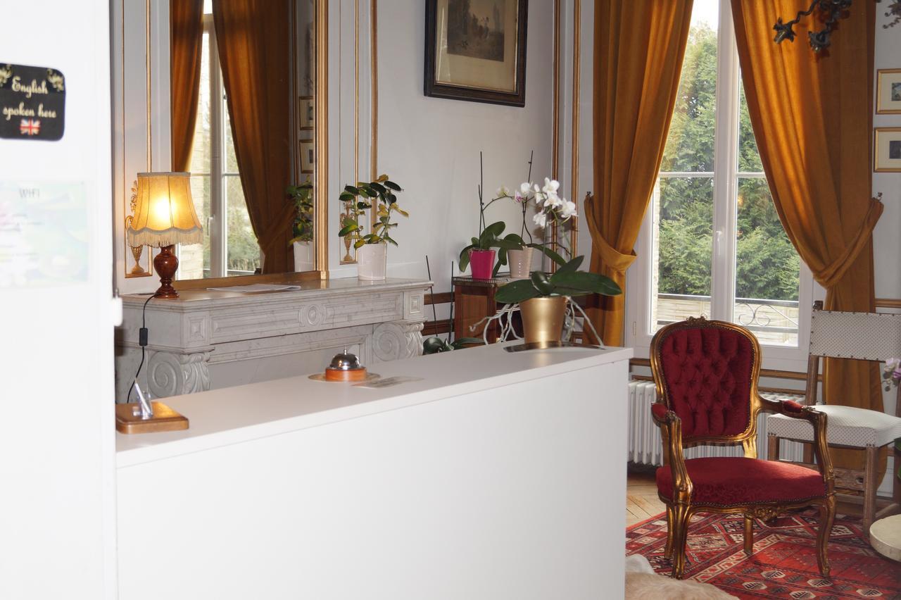 Hotel Au Chateau Blanc Saint-Aubin-lès-Elbeuf Eksteriør bilde